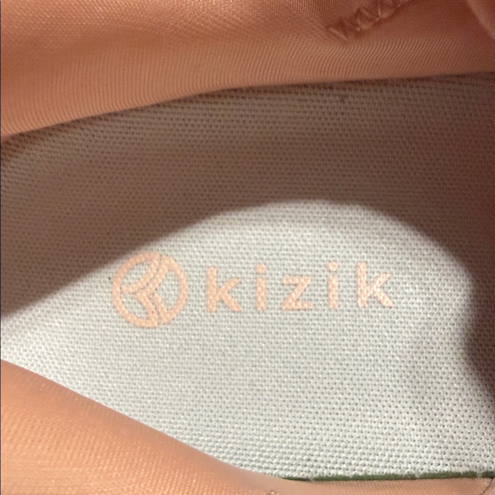 Kizik Slip-On Sneaker In Pale Peach